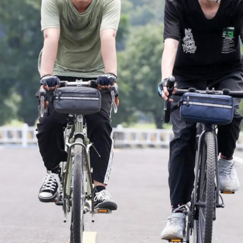 Taška na riadidlá bicykla — Praktické uskladnenie a rýchly prístup 